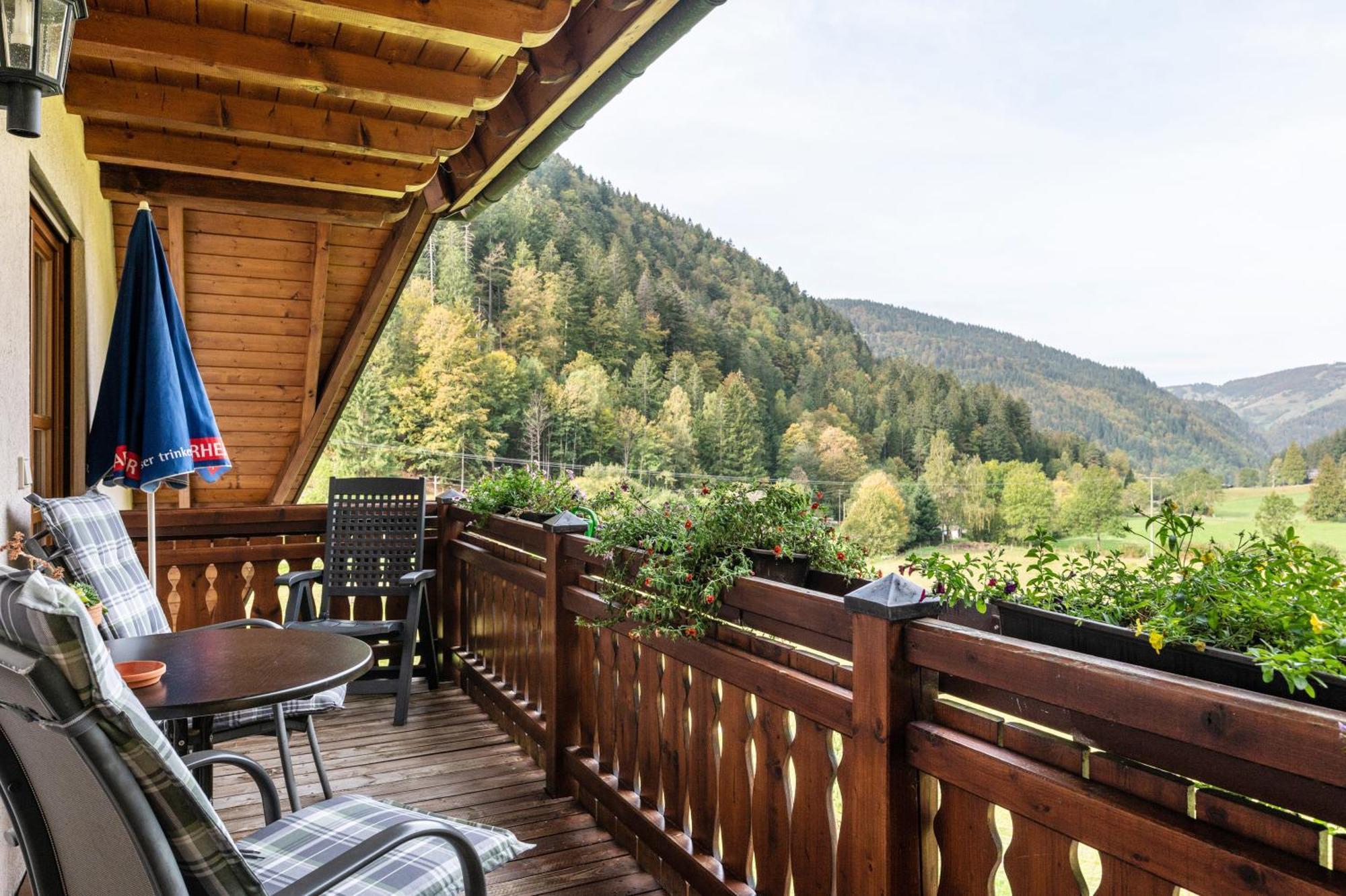 Gasthaus Zur Linde- Napf Oberried  Eksteriør billede